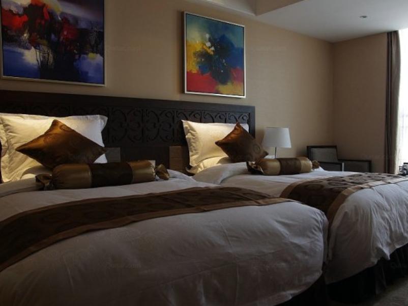 Royal Run Hotel Liaocheng Esterno foto